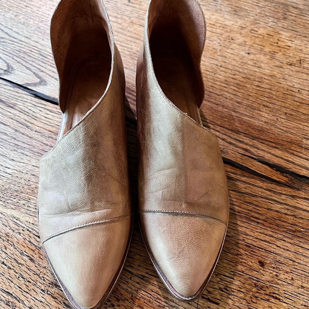 Free People Royale flat
